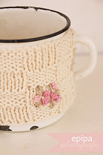 Blog_knitted_cozy_by_epipa_komp_small2