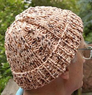 Puffin-cable-hat_small2
