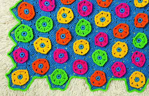 Ct16_blossom_blanket_detail