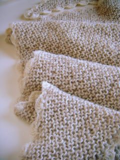 Cosy_shawl_alpaca_drops_015_small2
