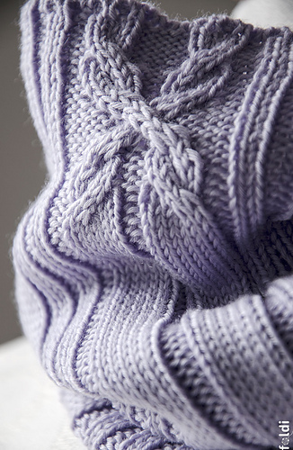 Cable-cowl-lilac-04_medium