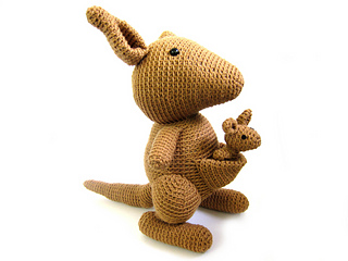 Kangaroo_side_small2