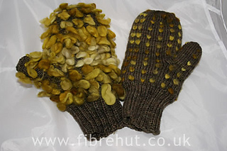 Thrummed_mittens_by_fibrehut_1_large_small2