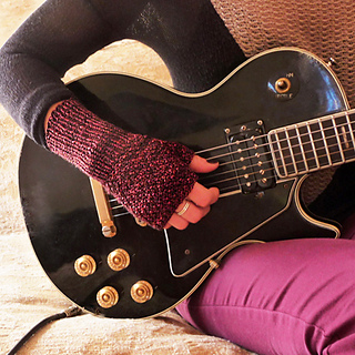 Guitar_crop_650_x_650_bright_small2