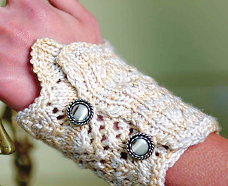 Cavendish_yw50_046_50_wristcuffs_cw
