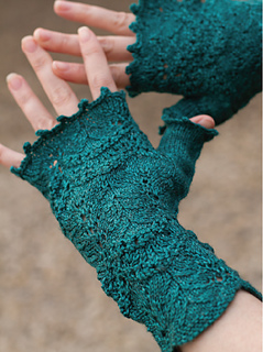 Nancypearlmitts_small2
