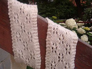 Snowflake_eyelet_small2