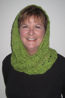 Scarf_with_hood_up__1024x768__small2