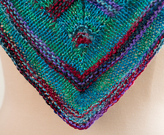 Egyptianscarf_bluedetail_small2