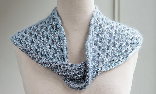Quiltedcowl_medium