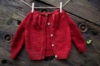 015_pleated-yoke-baby-sweater02_small2