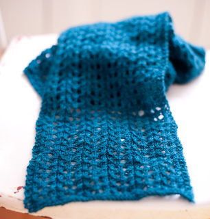 Blue_scarf_detail_small2