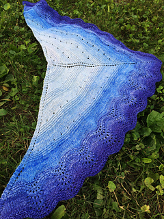 Shawl_on_grass_small2