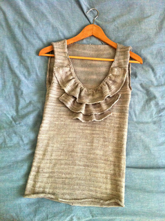 Ruffled_sweater_fo_small2