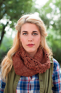 Tamarackhat_cowl_small2