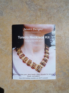 Toledo_necklace_packaging_small2