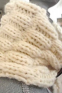 Julian_cowl_close_up_small2