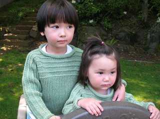 Georgie_and_mia_014_crop_small2