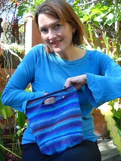 Crochet_tote_2_small2