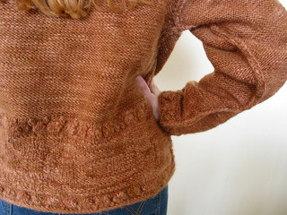 Noemi-back_small2