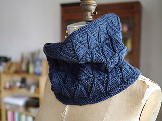Fallline031_72dpi_small2