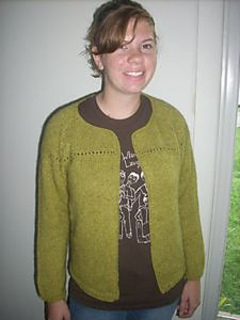 Tara_eyelet_cardi_kauri1_small2