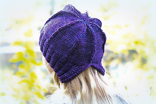 Slaunter_hat_last_look_the_knitting_vortex_small2