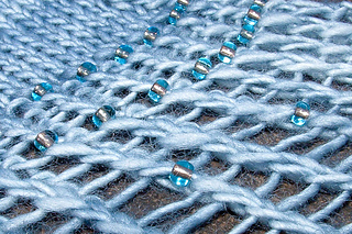 Arachnoshawl_tml_bead_detail_the_knitting_vortex_small2