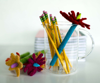 Website_pencil_cosy_with_pencils_small2
