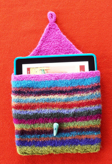Scrap_yarn_open_w_ipad_webpage_small2