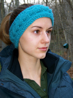 Ravelry: Adjustable Cabled Headband pattern by Lise-Anne ...