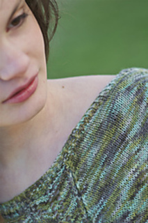 Theme_and_variation_neckline_small2