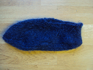2012__slippers_for_dad__single_slipper_small2