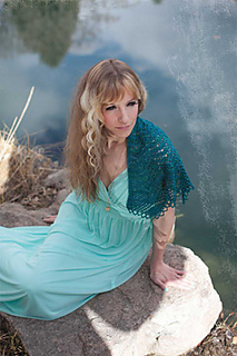 Undine-shawlette_250_small2