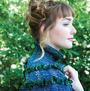 Ruffled_capelet_pic2_small2