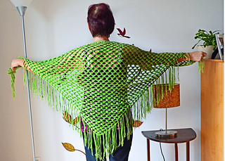Maman_shawl_back_small2