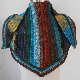 Eyeleticordshawlette5_small2