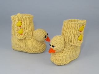 Baby_chick_booties5_small2