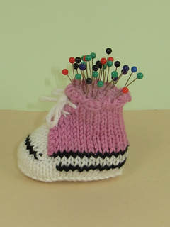 Converse_pin_cushion2_small2