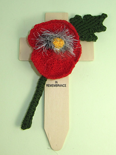 Free_poppy_by_madmonkeyknits4_small2