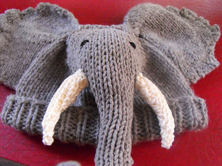Bbe_elephant_beanie_10_small2