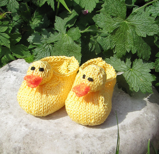 Baby_rubber_duck_shoes4_small2