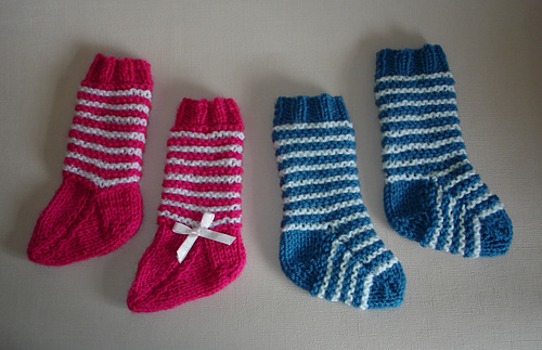 Ravelry: 2-needle baby socks pattern by marianna mel