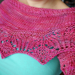 Rosaleen_shawlette_2_small2