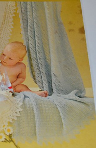 Patons__129__front_cover_right__see_page_17_ridged_eyelet_shawl_medium