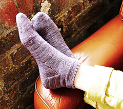 Picot_socks_2_small