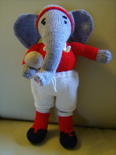 Nellie_footballer_small2