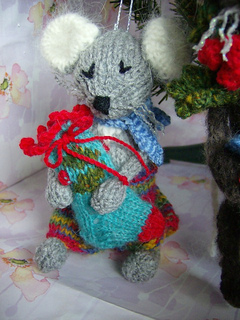 Mouse_with_stkg_small2