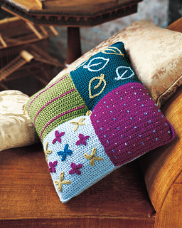 Ctma09pillow_2001_small2