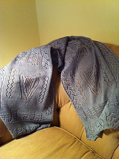 Octavia_s_lace_shawl_small2